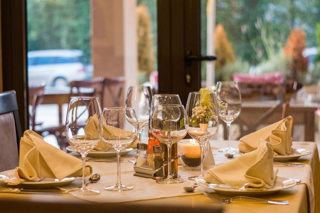 restaurants near farringdon station